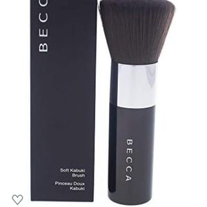 Brand new unused Becca cosmetics kabuki brush